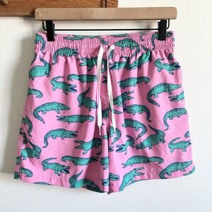 Chubbies The Glades Mesh Liner Swim Trunks Pink Alligator 5.5 Inch Mens Medium